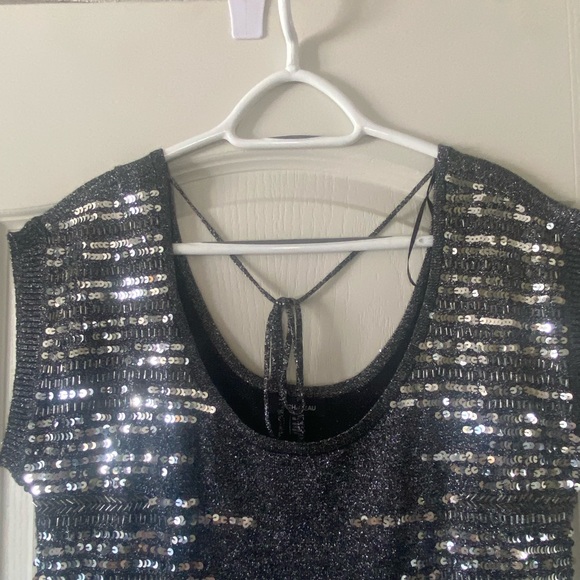 LA CHATEAU - Black Sparkle w/ Silver Bling Detail, Uneven Hem Line - Picture 6 of 11